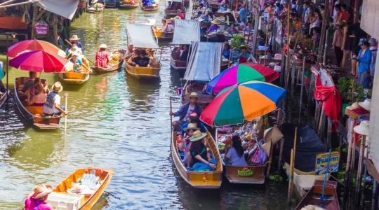 ダムヌンサドゥアック水上マーケット